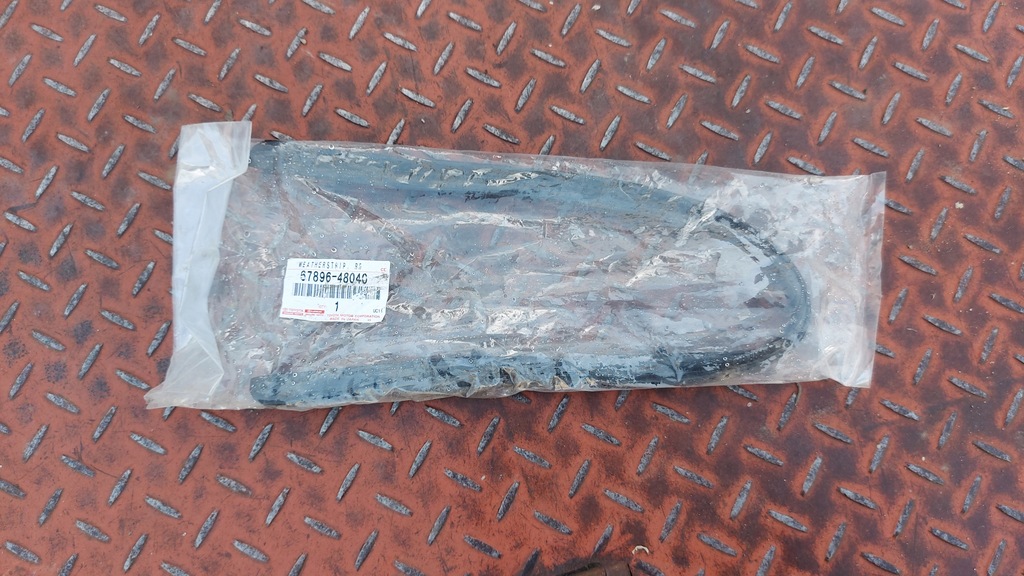 фото №1, Прокладка двері ліва лівий задня lexus rx 15-22