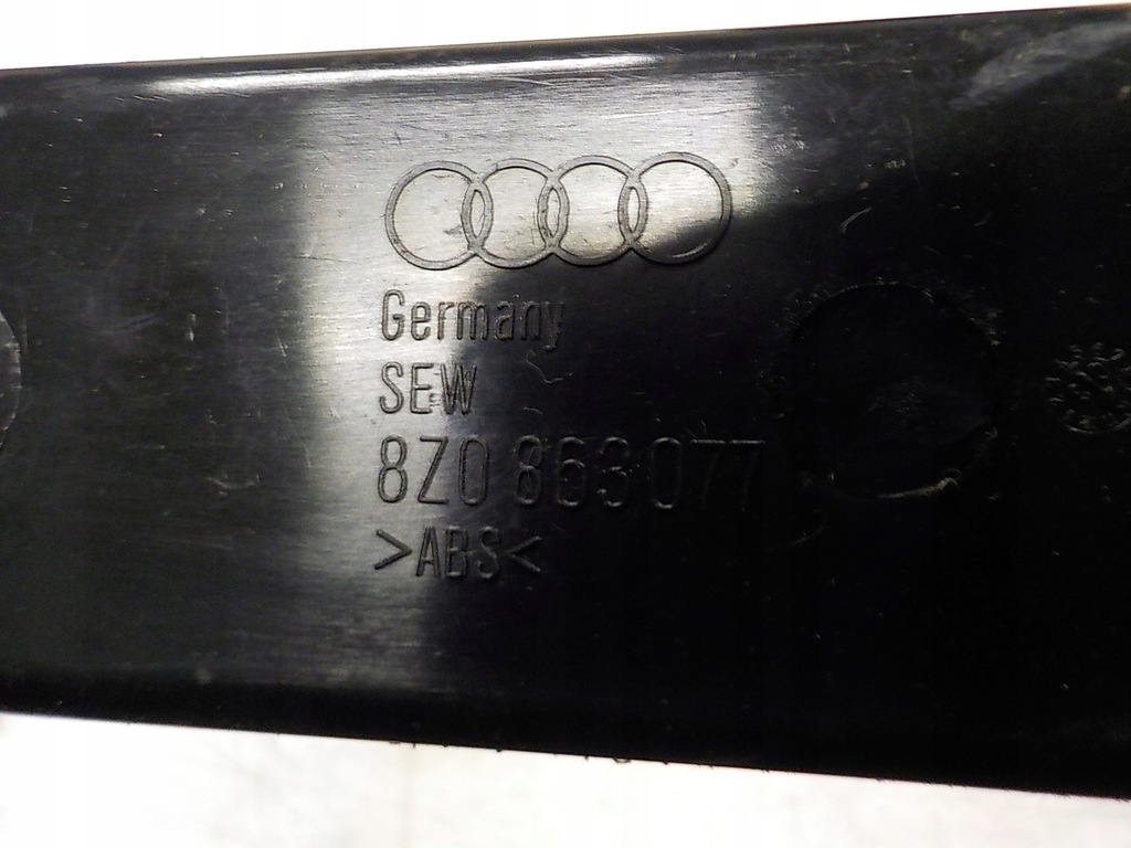 фото №3, Audi a2 бардачок pod радио 8z0863077