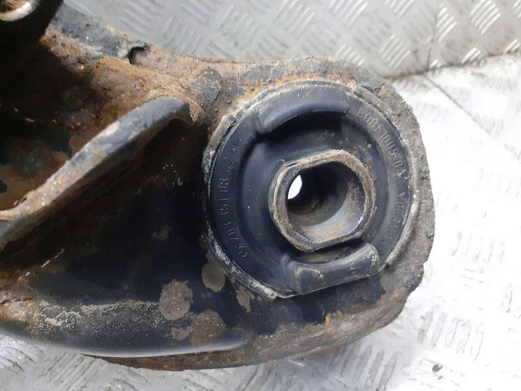 фото №5, Підрамник поперечина задня mercedes w203 coupe