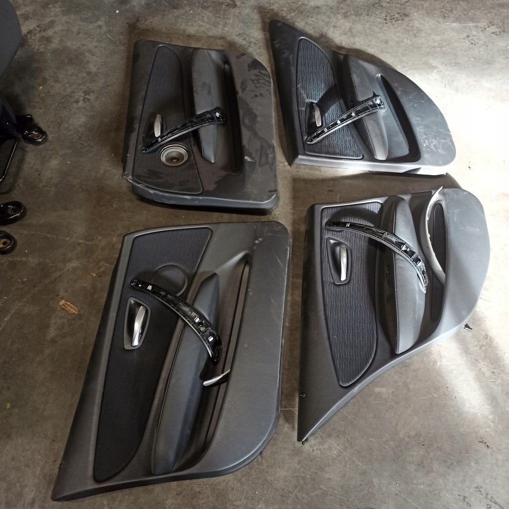 фото №5, Bmw 1 комплект сиденья обшивки заднее сиденье