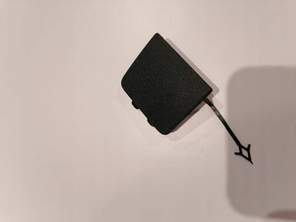 фото №1, Audi q3 s-line заглушка задняя 83f807441a