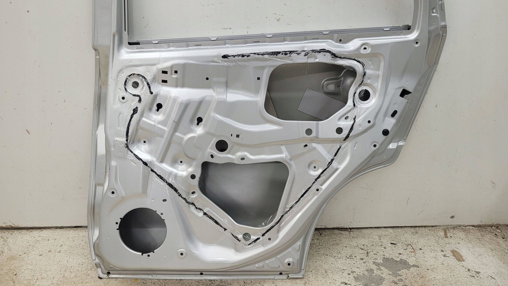 фото №9, Suzuki sx4 s-cross ii 2 21- дверь задняя задние правое fv