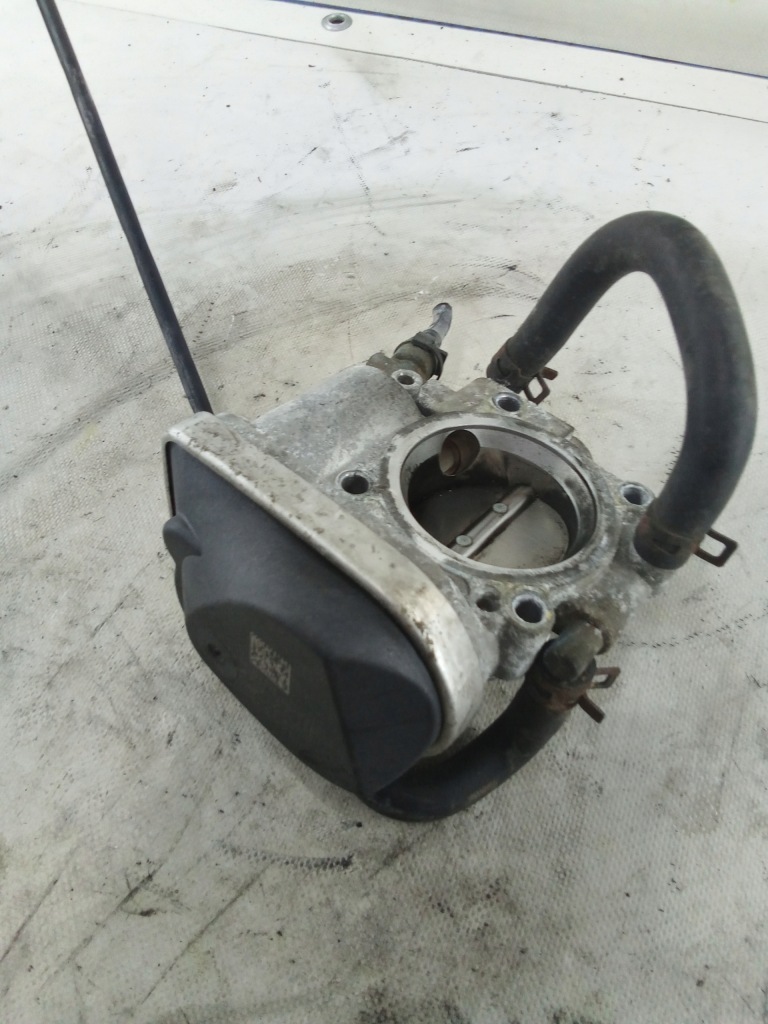 фото №1, C332 opel zafira b дроссельная заслонка 55560398