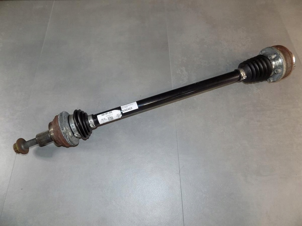 фото №1, Audi tt 8s привідний вал правий задня 3q0501204