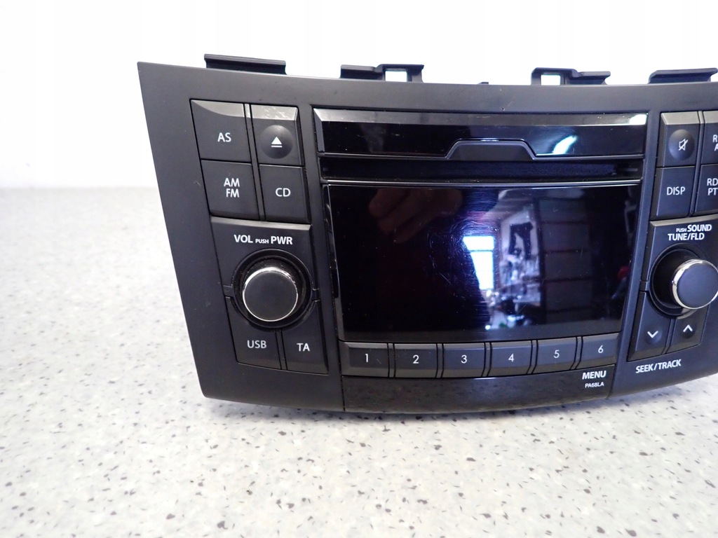 фото №3, Suzuki swift 10- mk7 радио заводской