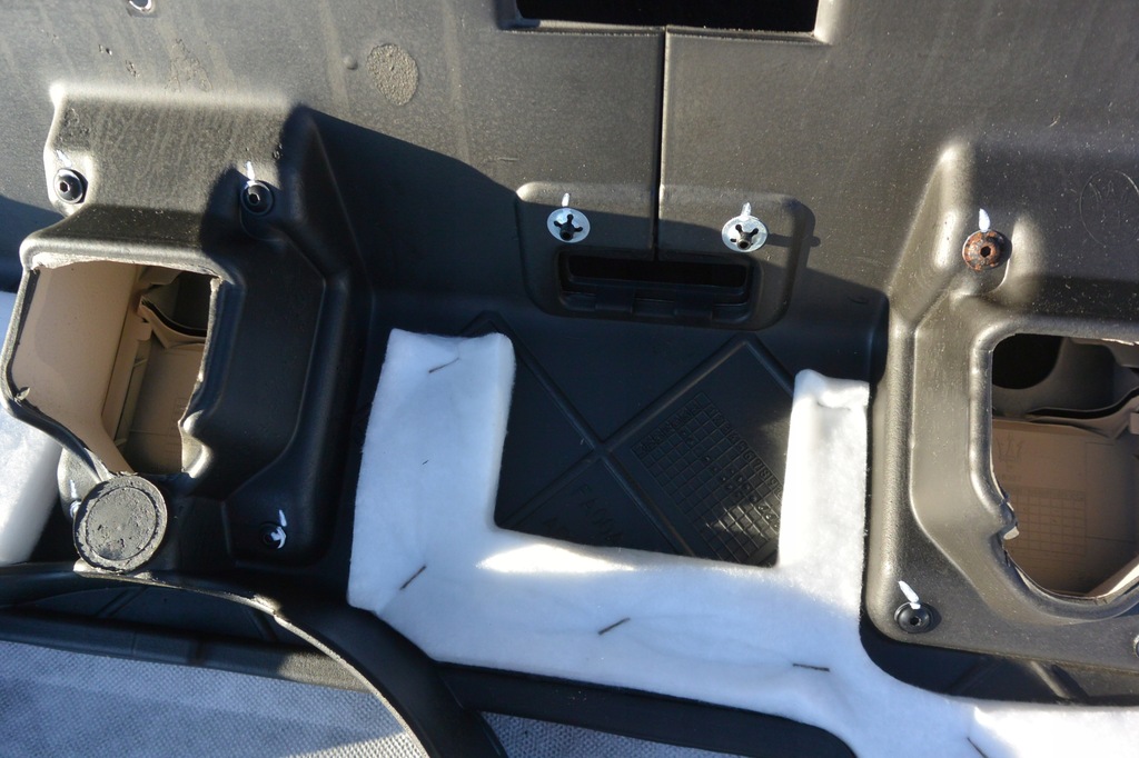 фото №11, Полка багажника maserati quattroporte vi