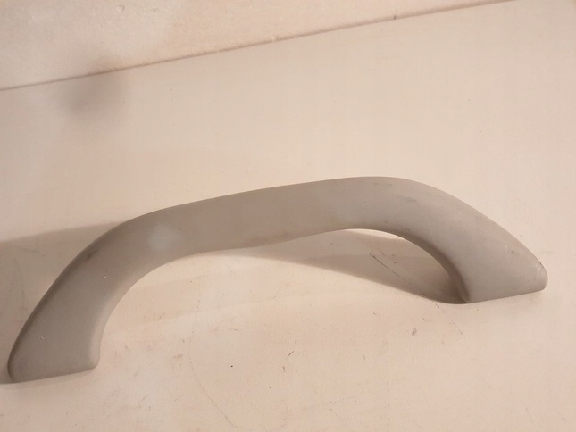 фото №1, Audi a4 b5 8d0857607 кронштейн ручка