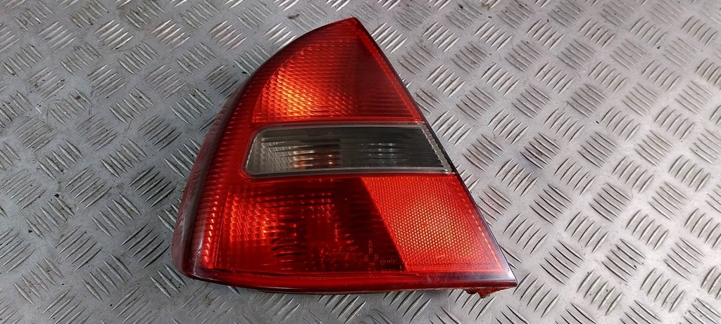 фото №6, Лампи задня комплект ліва права carisma i sedan