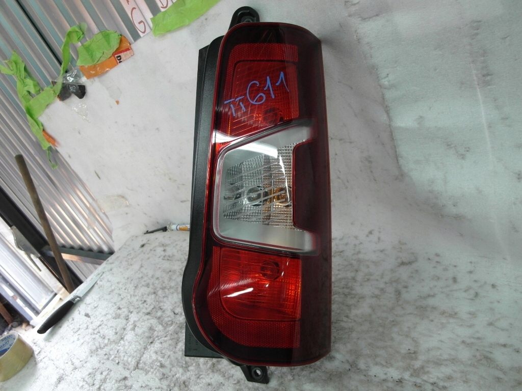 фото №1, Berlingo iv partner combo idealna лампа задняя правая