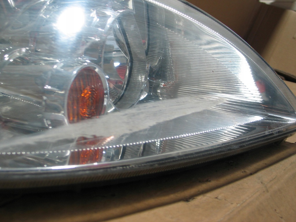 фото №9, Лампа перед mitsubishi colt 6 z30 04-08 europa