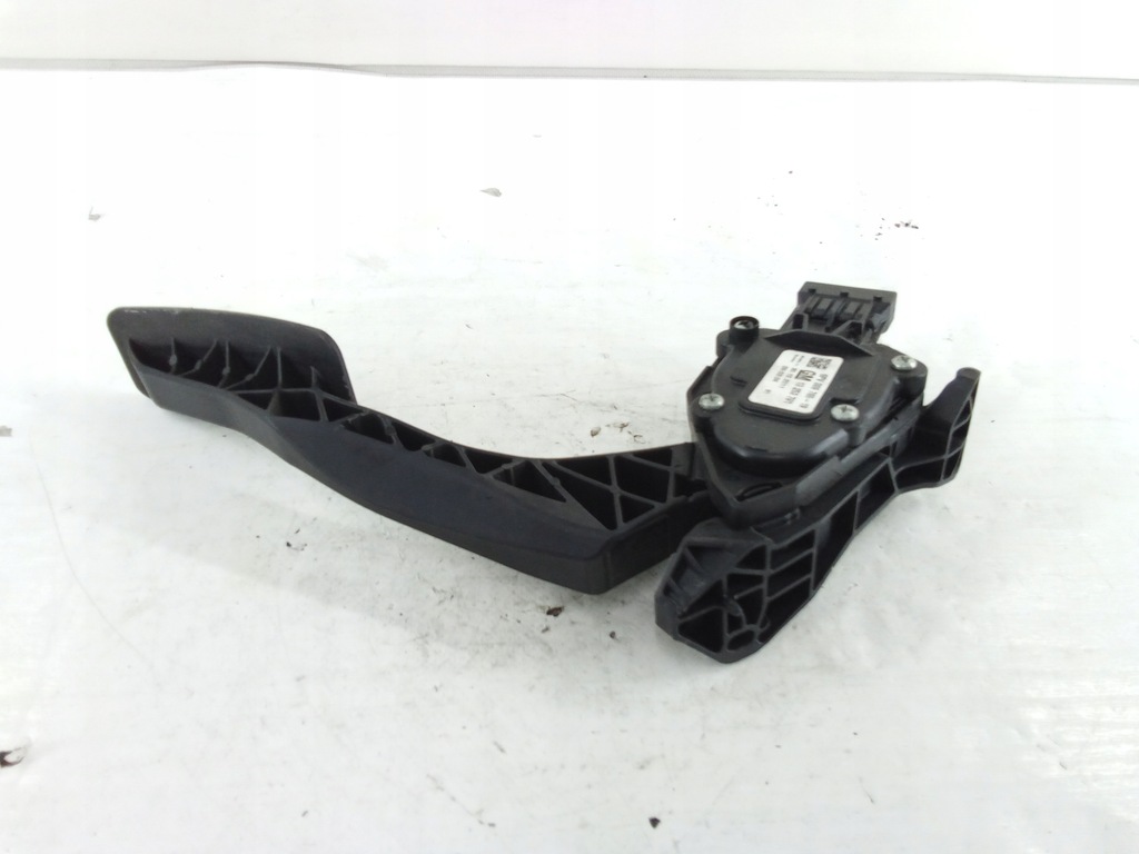 фото №4, J233 педаль газа chevrolet orlando 13253791