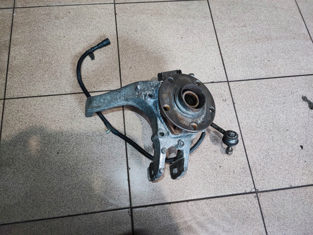 фото №1, Ступиця поворотний кулак ліва задня audi a8 d2 quattro lift