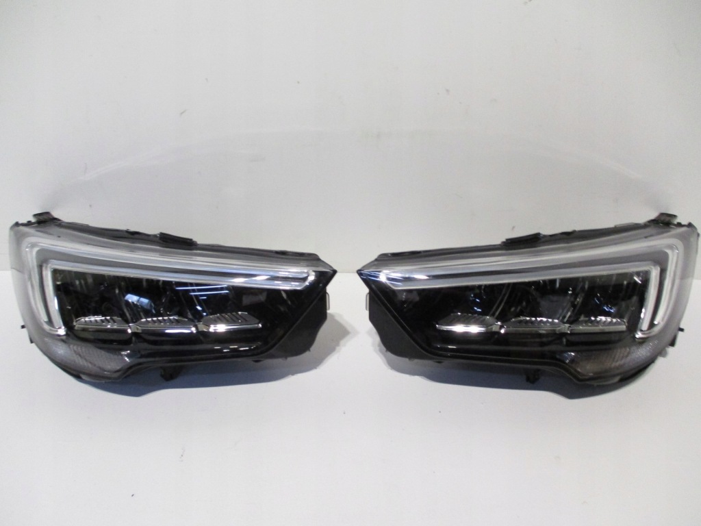 Фара full led opel crossland рестайлинг  20r правый  левая Оригинал