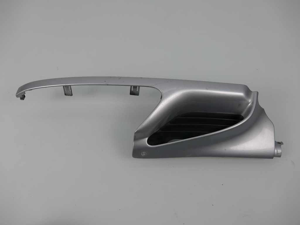 Купити Renault megane 1 решітка  радіатора ліва решітка радіатора mv640