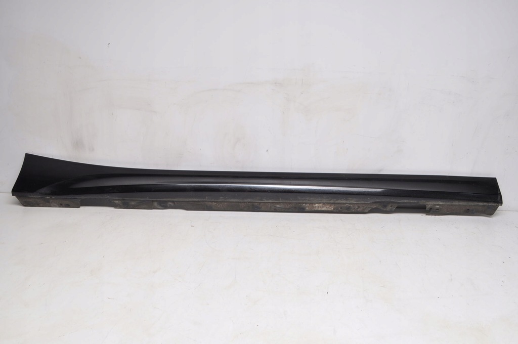 фото №1, Bmw 1 f20 накладка порог правая 8051036