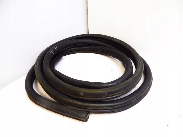 фото №1, Transit mk5 94r- прокладка дверь перед правая