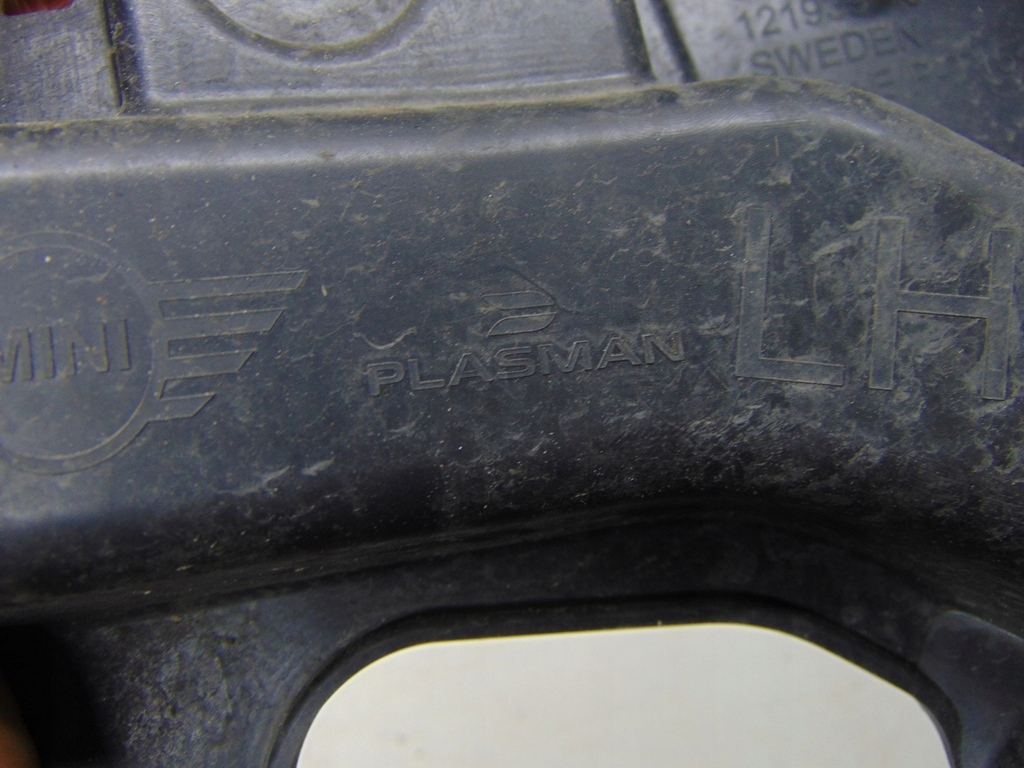 Купити Mini напрямна бампера лівий lub правий перед 51115a26b57