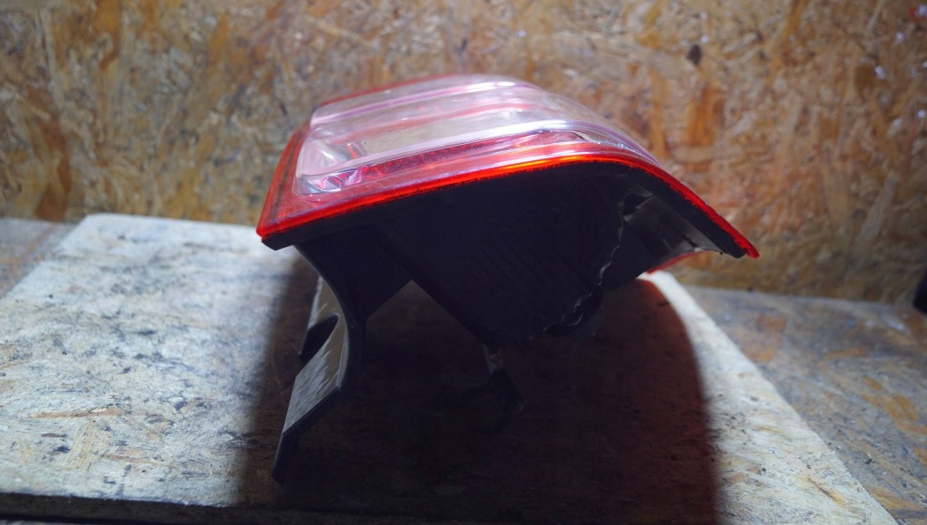 фото №13, Suzuki grand vitara mk2 ii lift лампа правий задня uk s2564