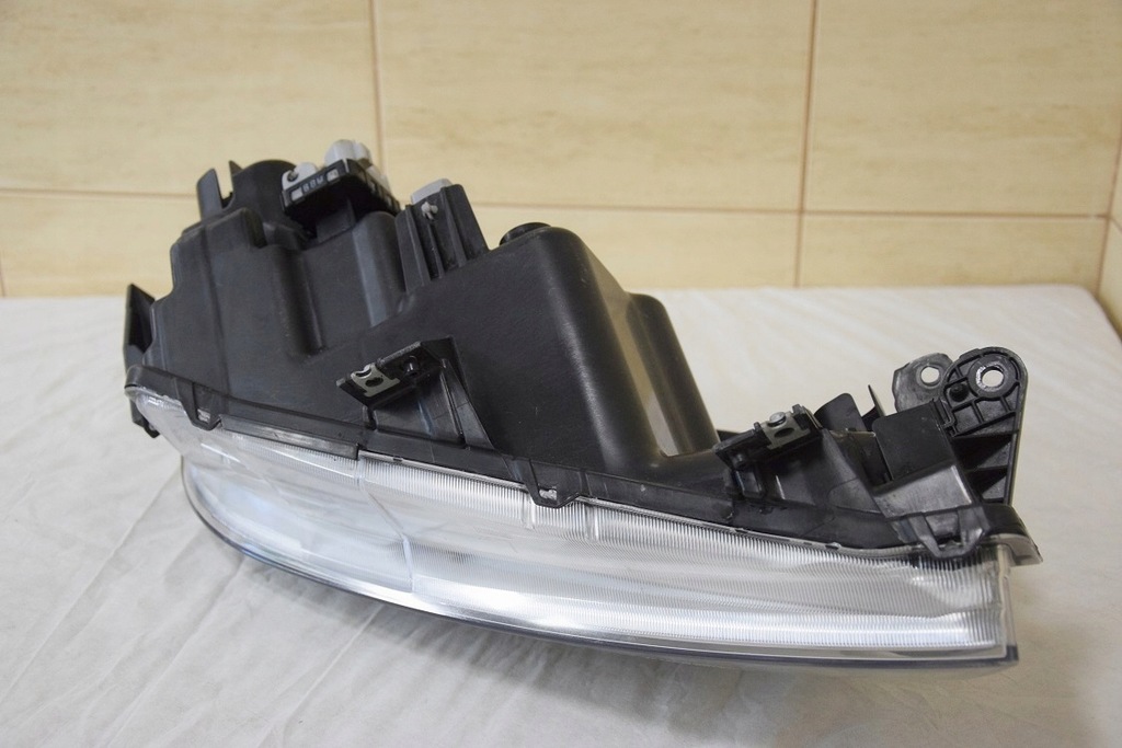 фото №11, Suzuki vitara iii 19-r. передня лампа перед ładna