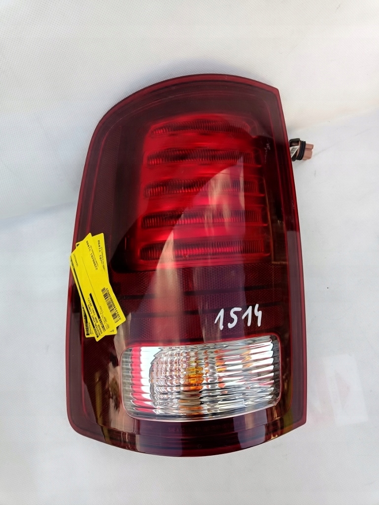 фото №1, Dodge ram 13-18 лампа задняя левая led тонированная