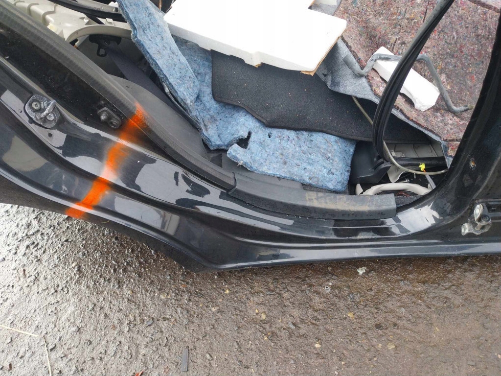 фото №6, Nissan micra k13 hb 5d порог правый блок двигателя четверть kh3 g