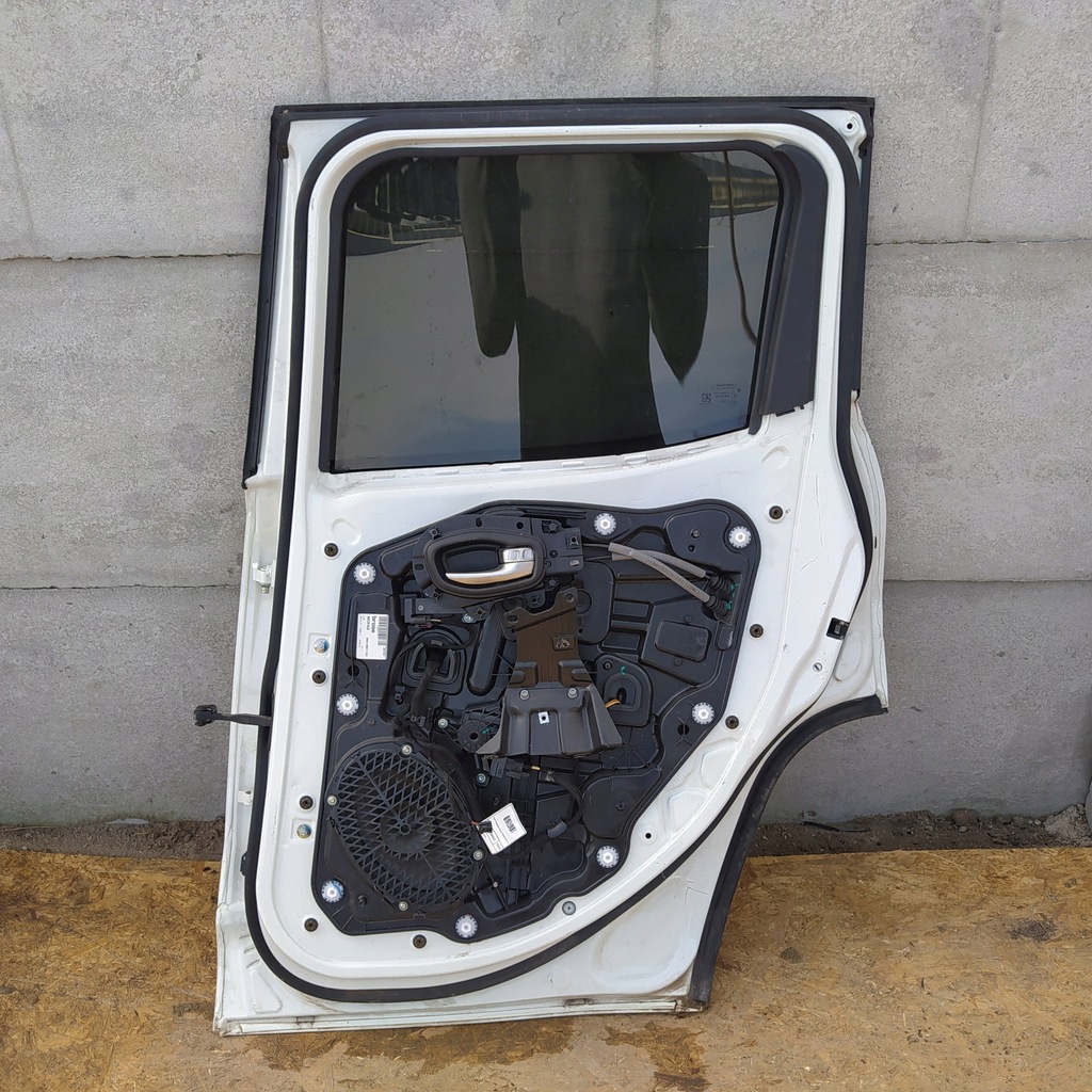 фото №5, Двері правий задня задні jeep renegade 2015