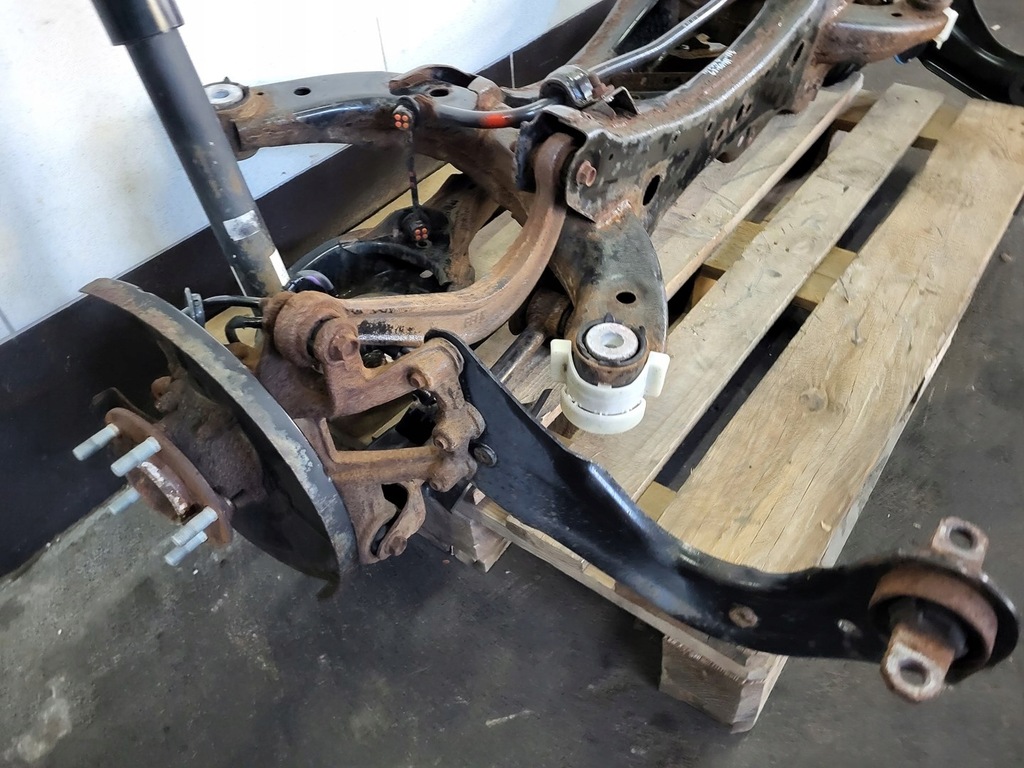 фото №12, Mazda 6 iii gl gj ii lift kombi 2.2 d підрамник підрамник балка задня важіль od 18r