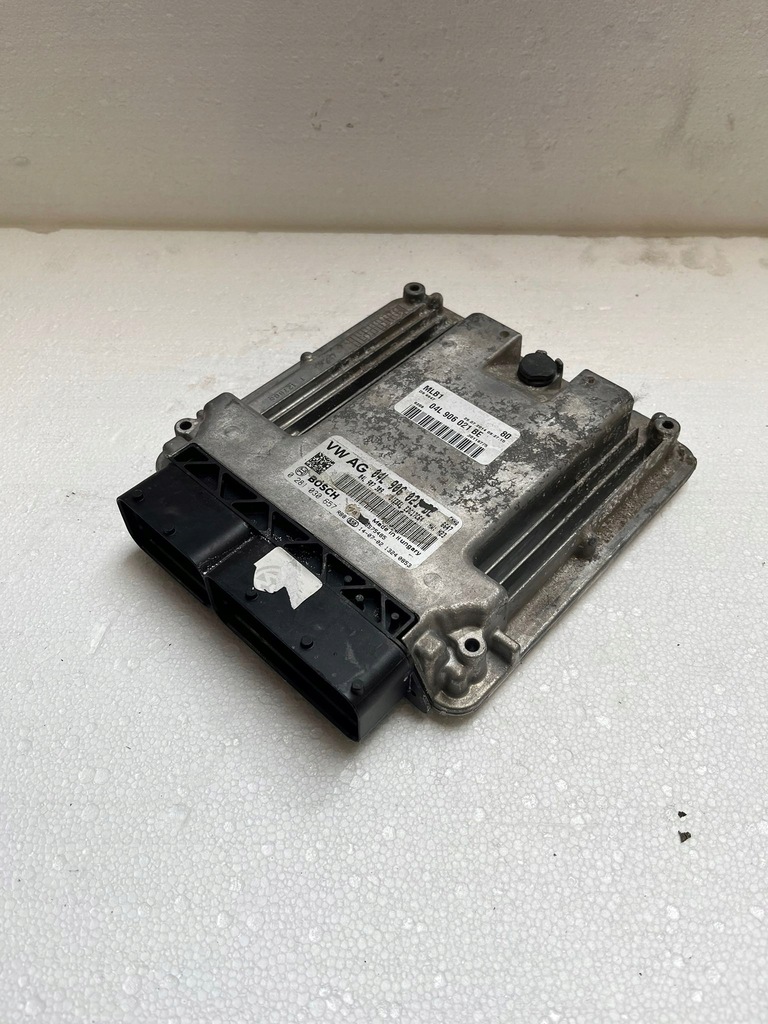 фото №1, Блок керування 04l906021be audi q5