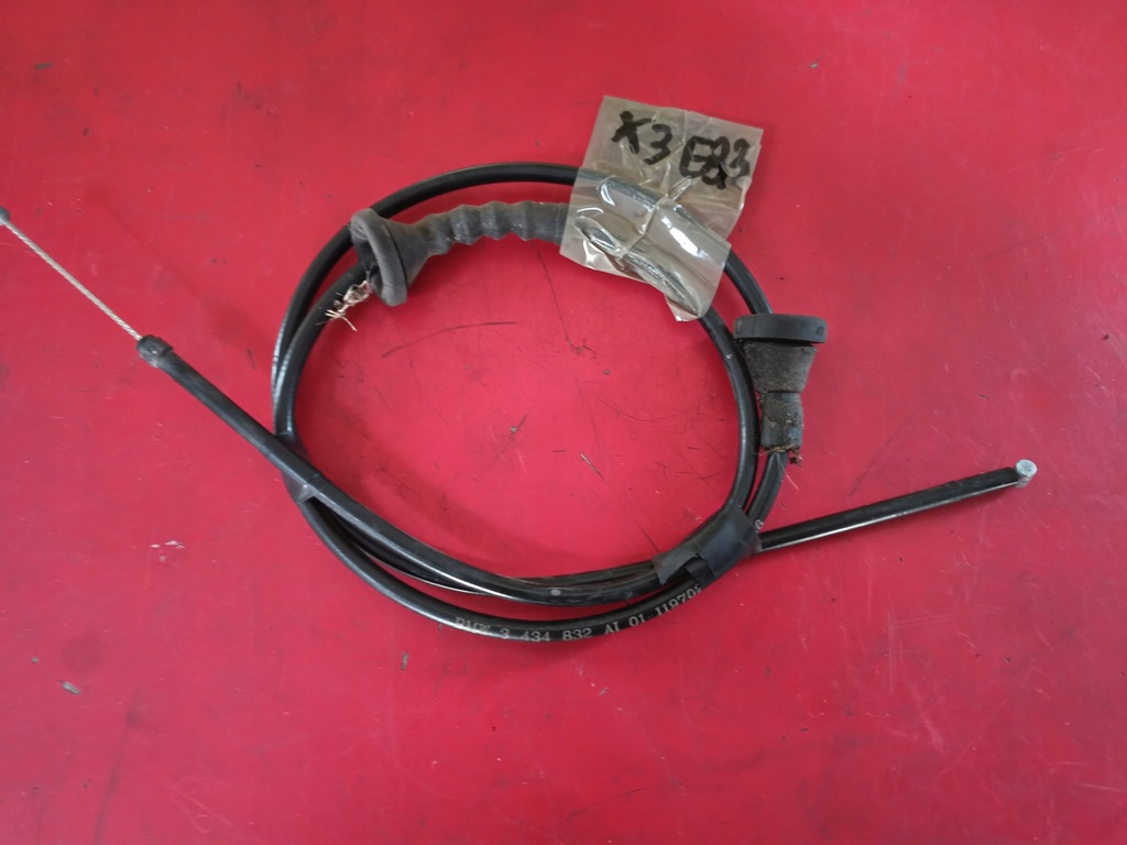 фото №1, Bmw x3 e83 трос тягa відкривання капот