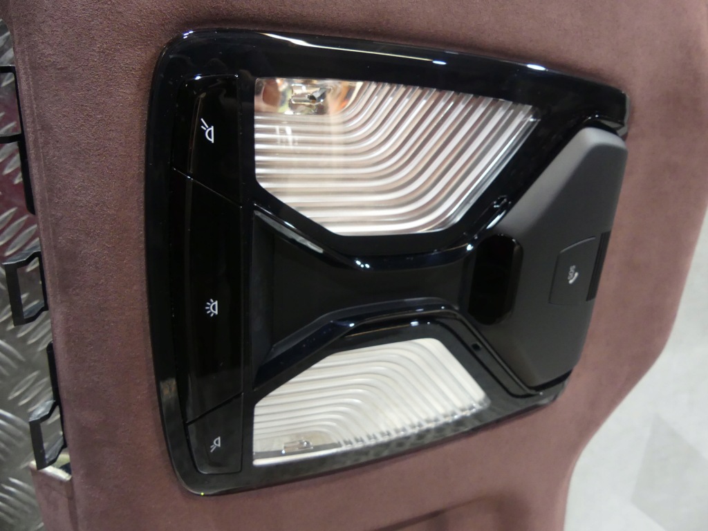 Bmw g09 xm потолок алькантара  coffee silverstone стойки лампа gesty Киев