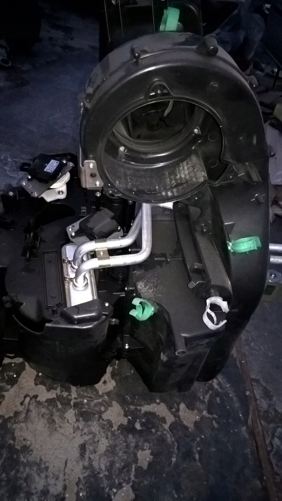 фото №1, Обігрівач lancia thesis