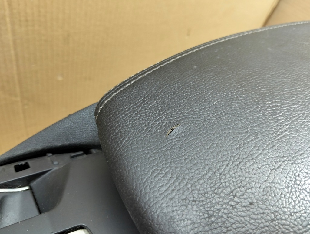 фото №6, Туннель средний подлокотник панель управление citroen ds5