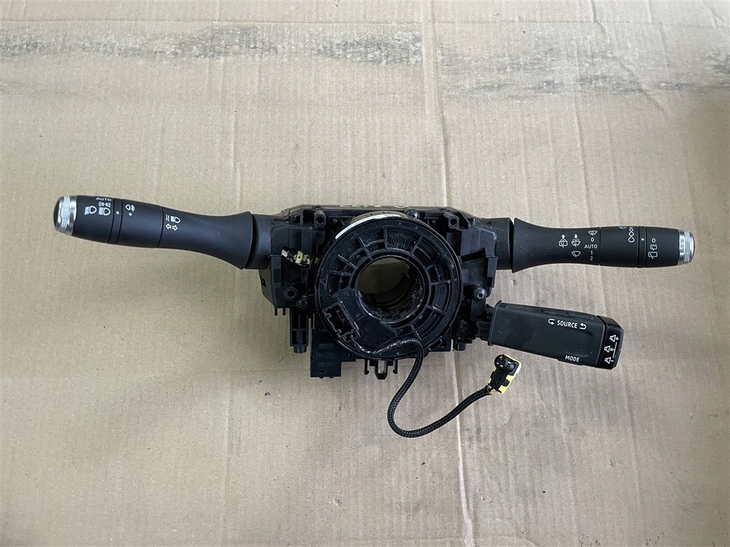 фото №1, Переключатель света поворотники лента renault clio 5 v 19-23r 20r