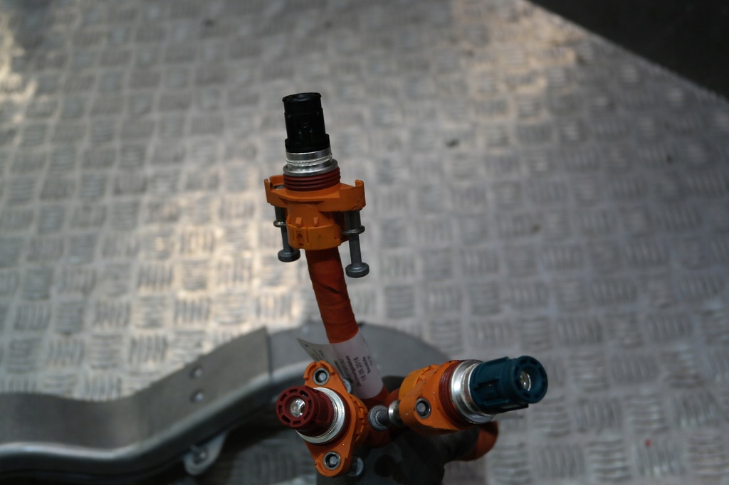 фото №7, Audi q5 80a tfsi гибрид кабель шланг питания