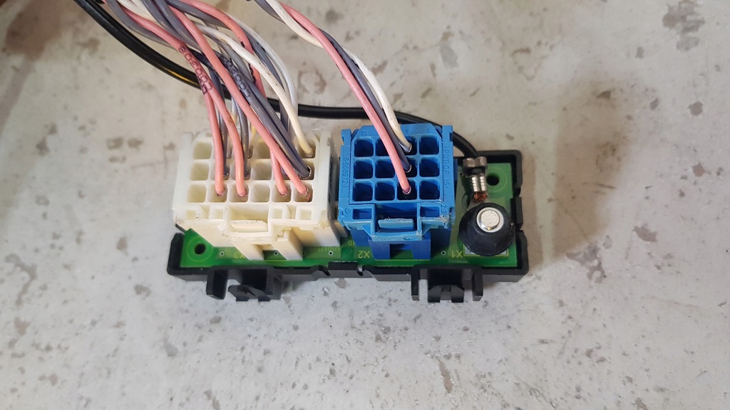 фото №1, Разъём штекер реле scania s r cp 2380972