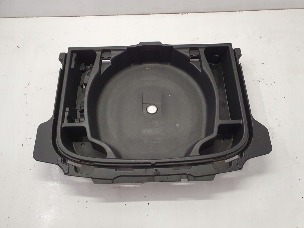 фото №1, Volvo c30 07r вкладыш багажника