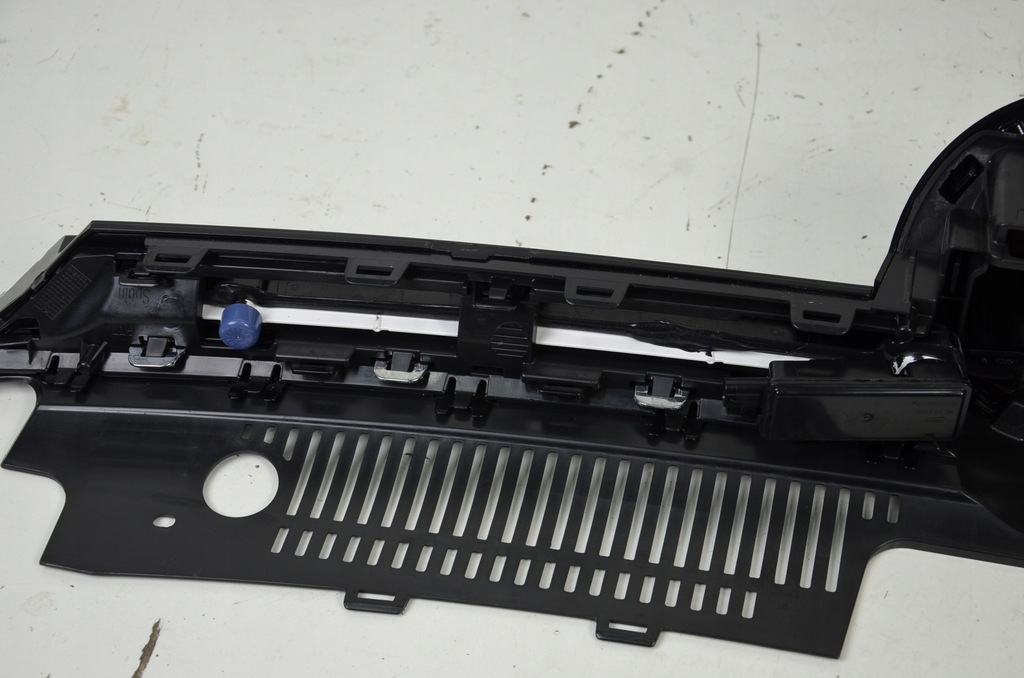 фото №7, Vw golf viii 8 решётка радиатора решётка радиатора радар led 5h0853651s