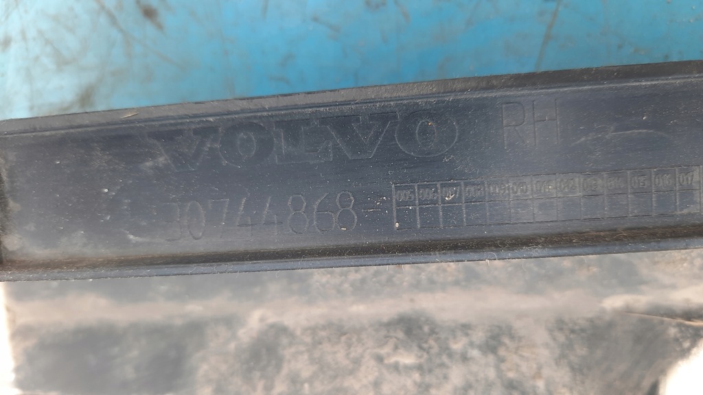 фото №8, Молдинг поріг права volvo xc60 lift 30744868