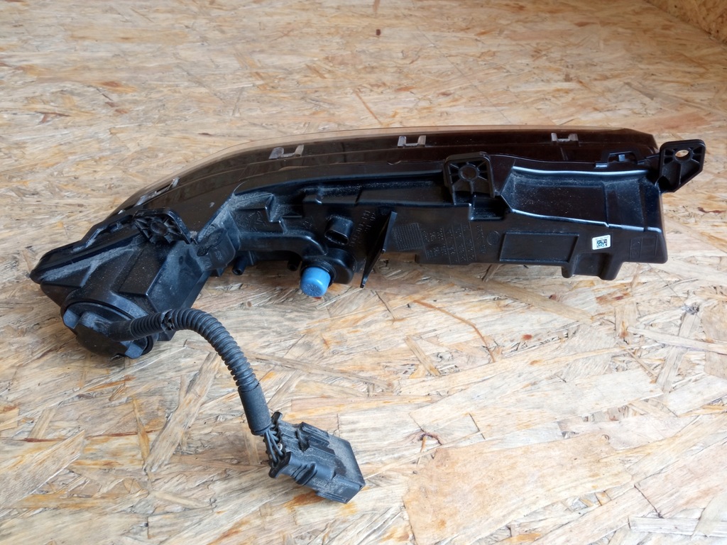 фото №6, Peugeot 308 iii t10 противотуманная фара led drl правый перед