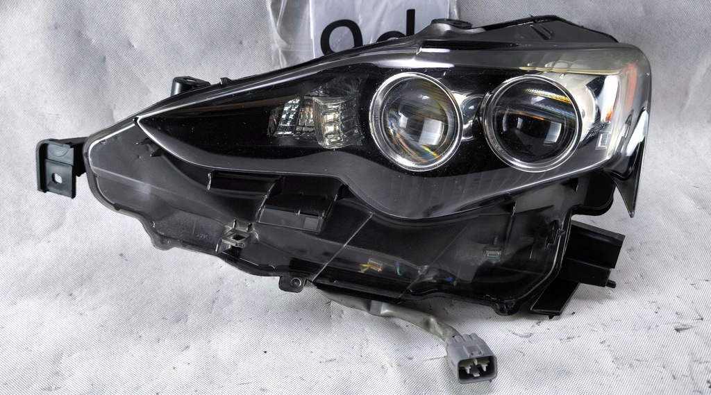фото №1, Lexus is iii 2013-2016 200t 300h full led левый фара лампа