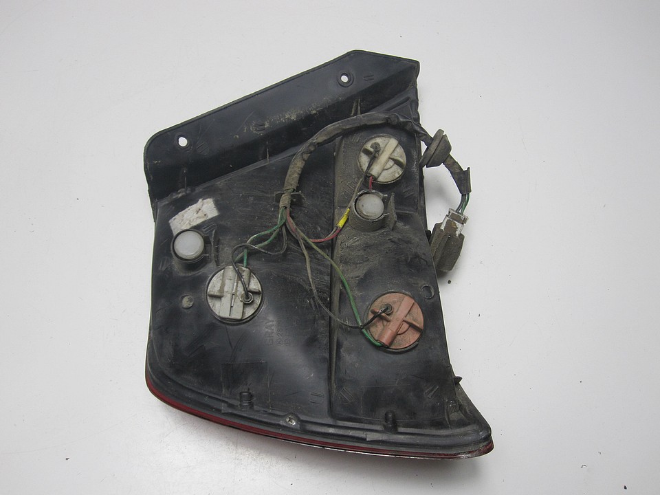 фото №9, Лампа задняя правая hyundai accent 01r 221