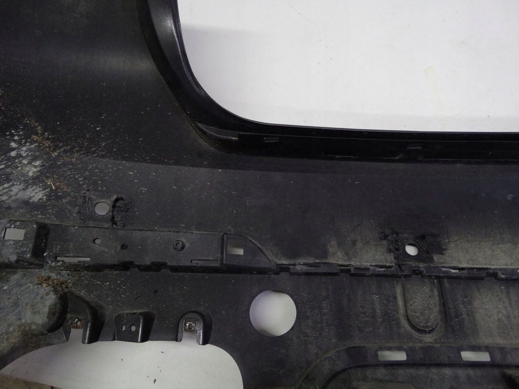 фото №11, Maserati levante 16-24 бампер задний 32725st7848 оригинальный