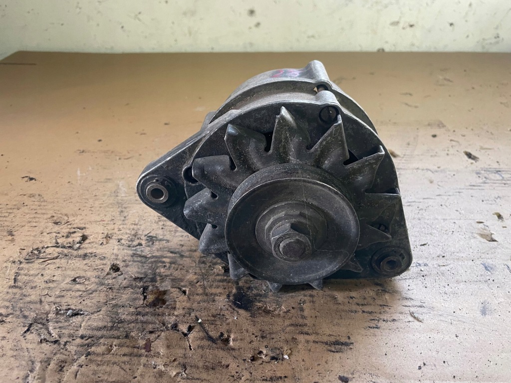 Купить Генератор bmw e30 2.0 2.3 m20 0120489717