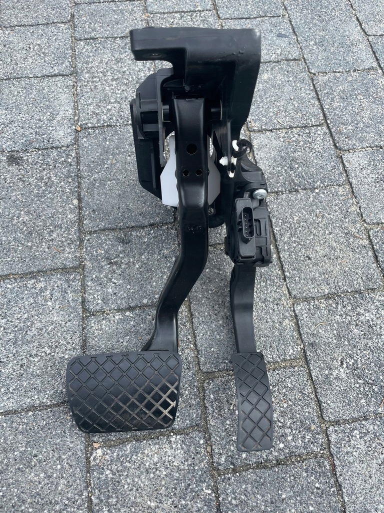 фото №1, Педалі porsche macan