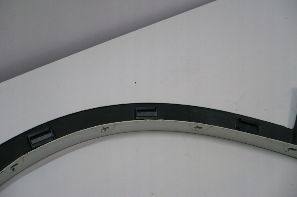 фото №9, Bmw x3 f25 m-pakiet 2010- молдинг крила права перед