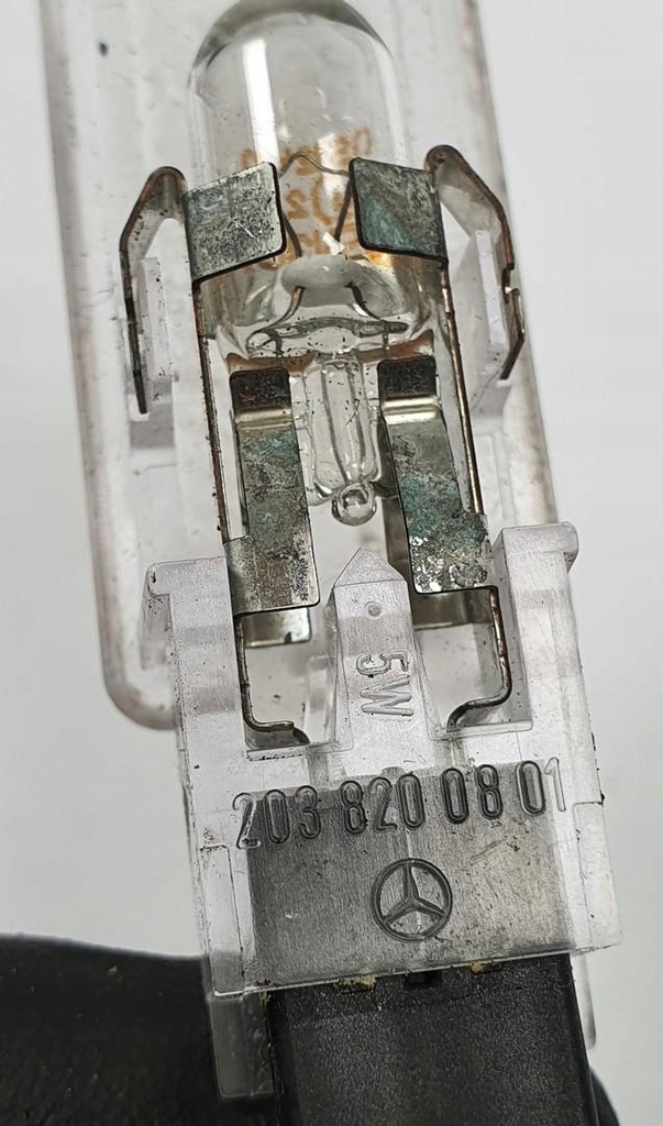 фото №3, Лампа освітлення салону багажника mercedes w176 a2038200801
