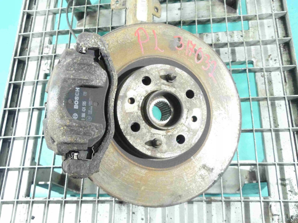 фото №1, Поворотный кулак левая ступица перед 2.0 jtd fiat bravo ii