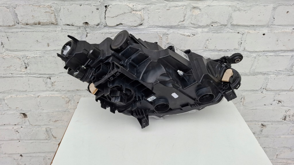 Seat ibiza 6f full led рестайлинг  фара фара левая 6f1941007h Недорого