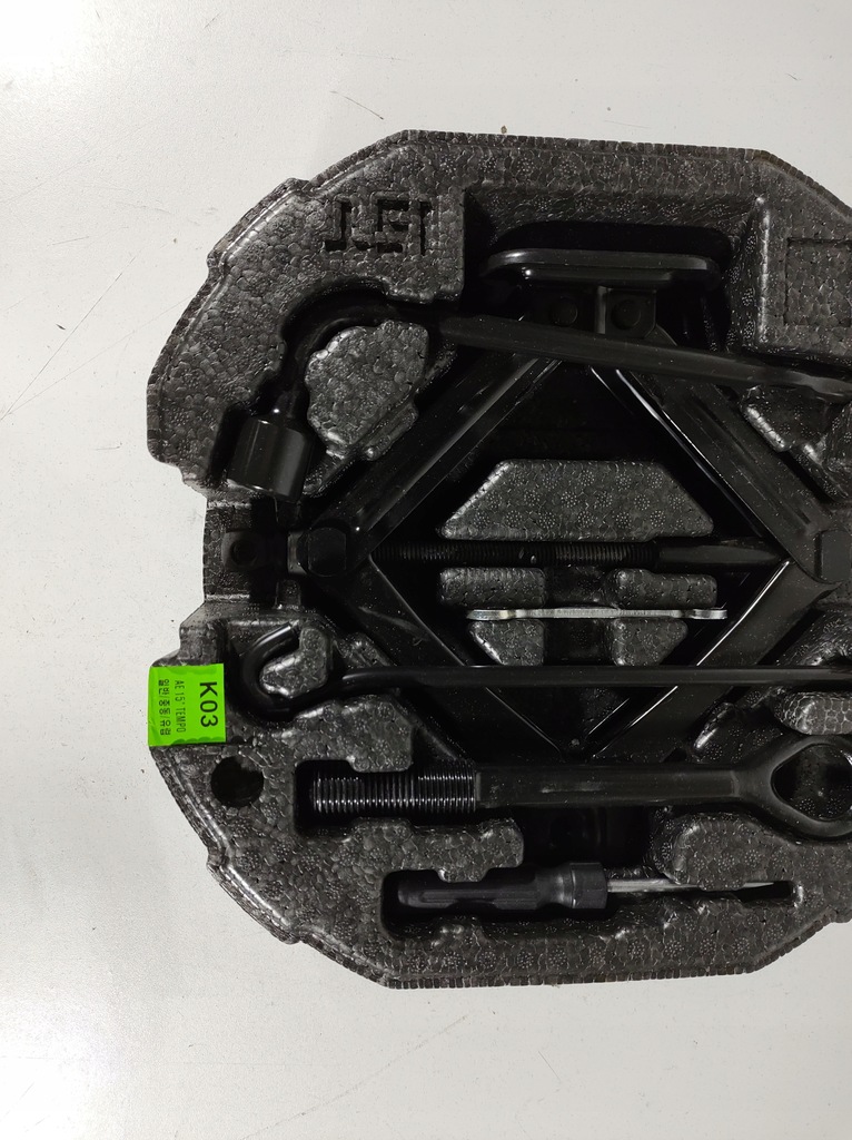 фото №4, Hyundai ioniq 17r- вкладыш багажника