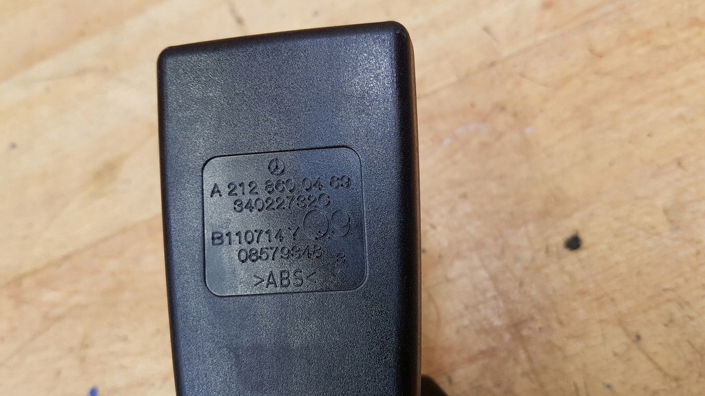 фото №3, Кліпса замок поперечина задня сидіння mercedes w212